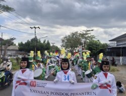Ponpes Al – Mujahidin Tempos, Tunjukkan Skill Drumband pada perayaan HUT RI KE – 80