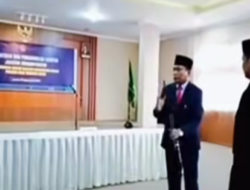 Video Viral Kakanwil Kemenag NTB Lempar Mikrofon, KUAT NTB akan Bersurat Ke – Kementrian Agama RI.
