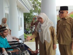 Dinsos Lombok Barat Lanjutkan ‘Kerja Nyata’ 2025 Ratusan Kursi Roda Disalurkan, Wujud Keberpihakan pada Disabilitas dan Lansia