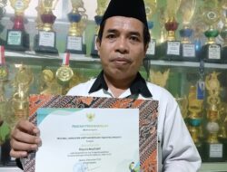 Kepala MI Nurul Jannah NWDI Ampenan Terima Anugerah GTK Dari Kementerian Agama RI