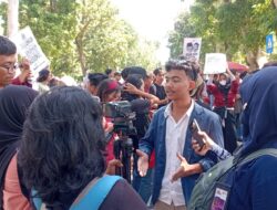 Mahasiswa dan Rakyat NTB Gelar Aksi “Mengadili” Kebijakan yang Dinilai Tidak Berpihak pada Rakyat